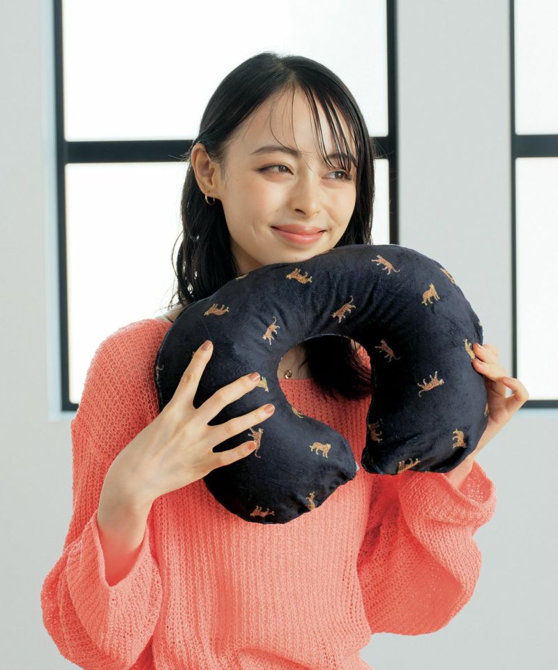 エアポンプ式ネックピロー Wpc. patterns グッズ ギフト対象